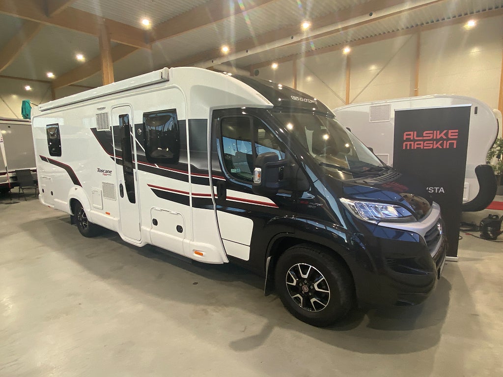 Swift Toscana 794 QB / ALDE / Solcell x3 / Ugn / 150hk