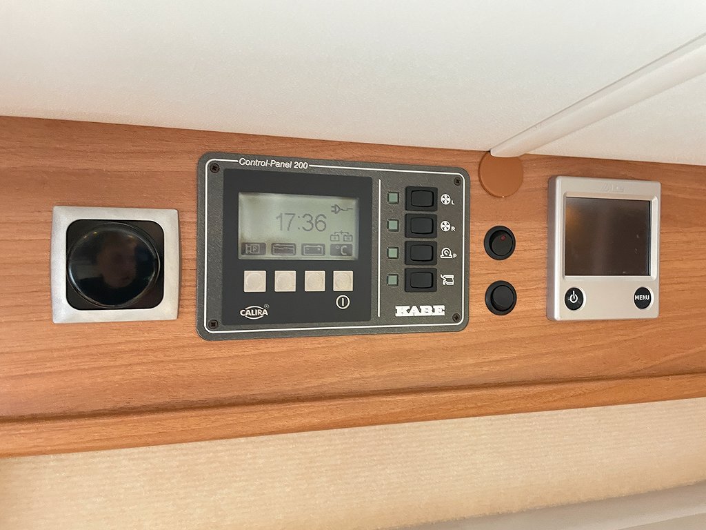 Kabe TMI 810 LB / ALDE / Solcell x2 / 3,0L Auto 180hk Kedja - Kabe