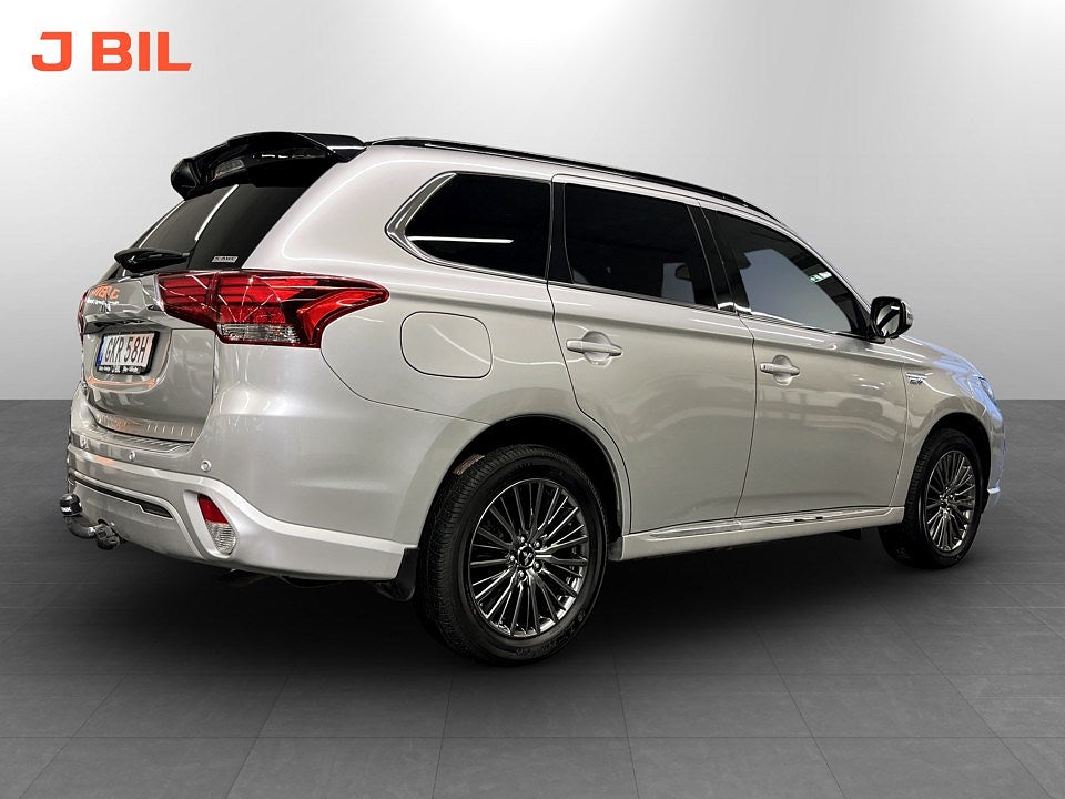 Bild på Mitsubishi Outlander S-Edition PHEV CVT 224hk Aut AWD - B-KAMERA, DRAG
