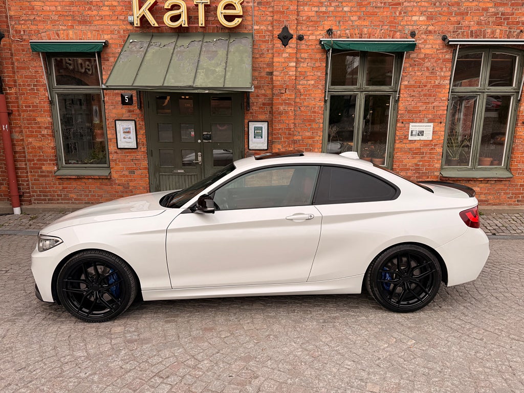 BMW M235I xDrive / M-performance / Sportavgas / H&K / Taklucka