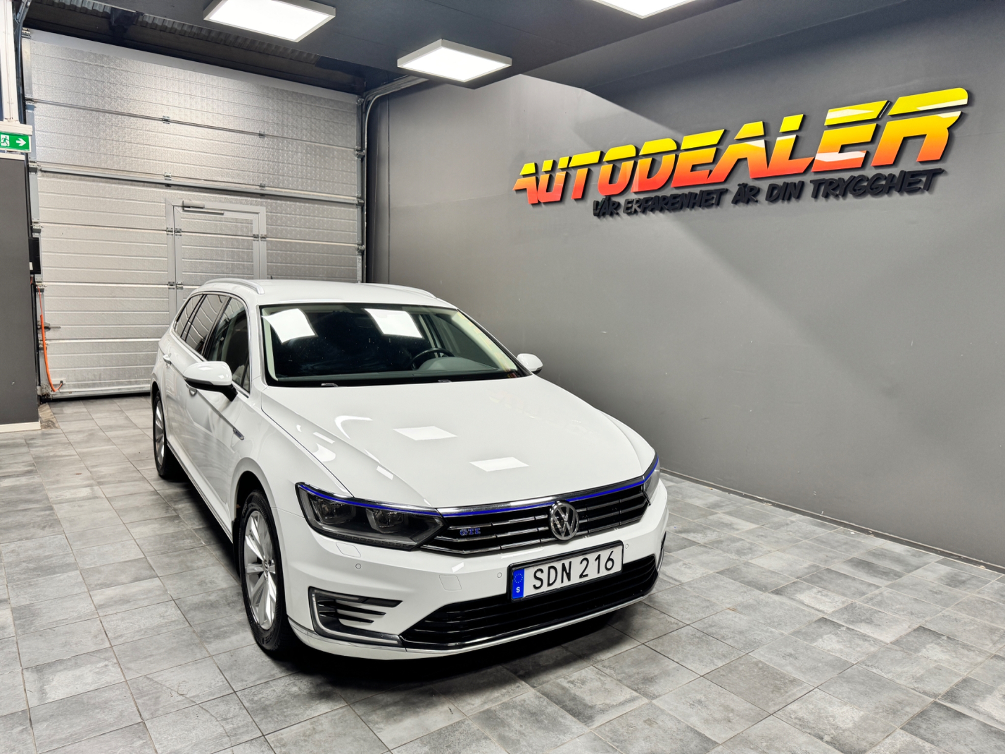 Volkswagen Passat 2015, bild 3/10