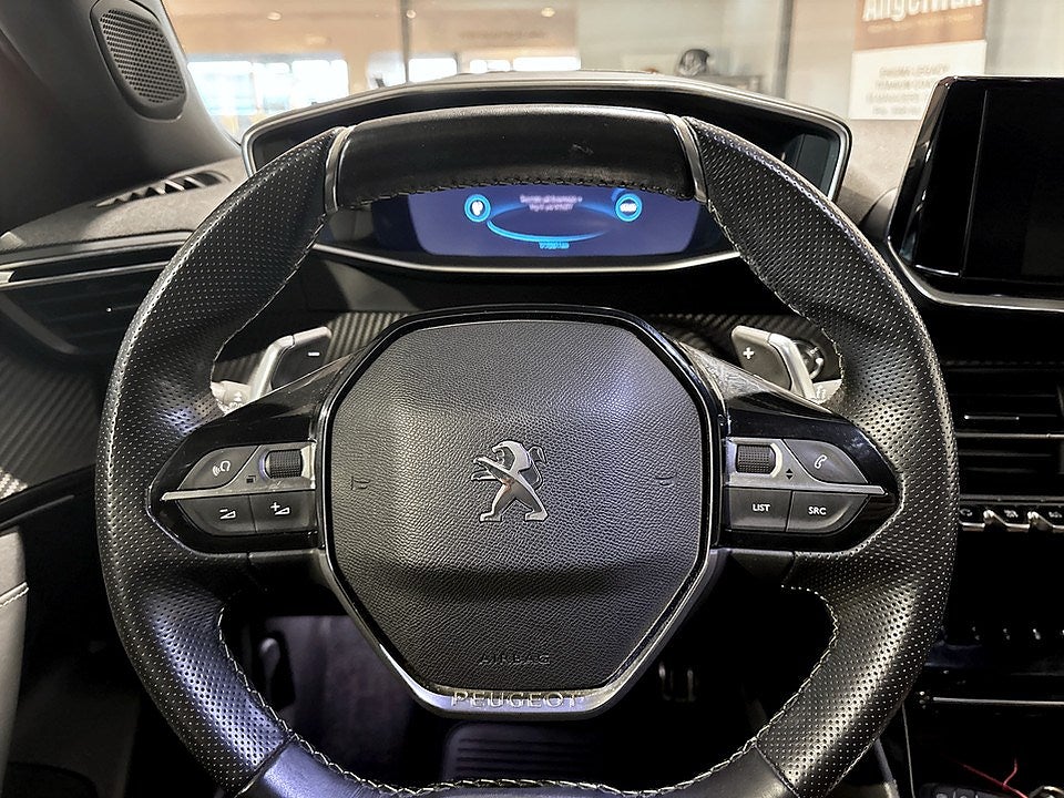 Bild på Peugeot 2008 GT-Line 1.2 PT 130hk Aut - B-KAMERA, DRAG