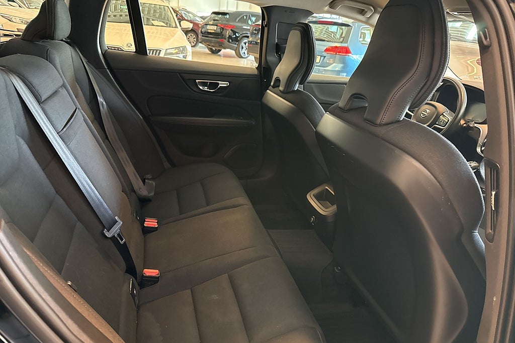 Volvo V60 D3 Geartronic Momentum Värmare Sov hjul Voc miniatyr 10
