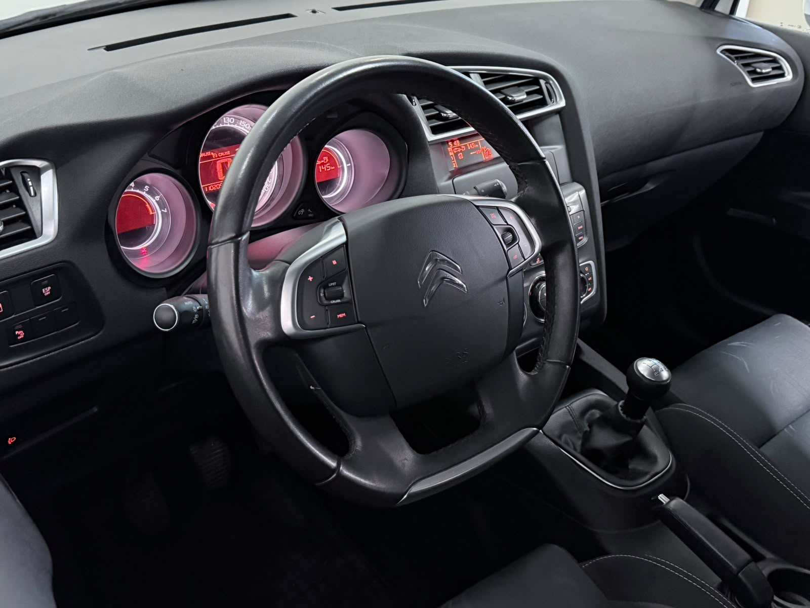 Citroen C4 2013, bild 2/10
