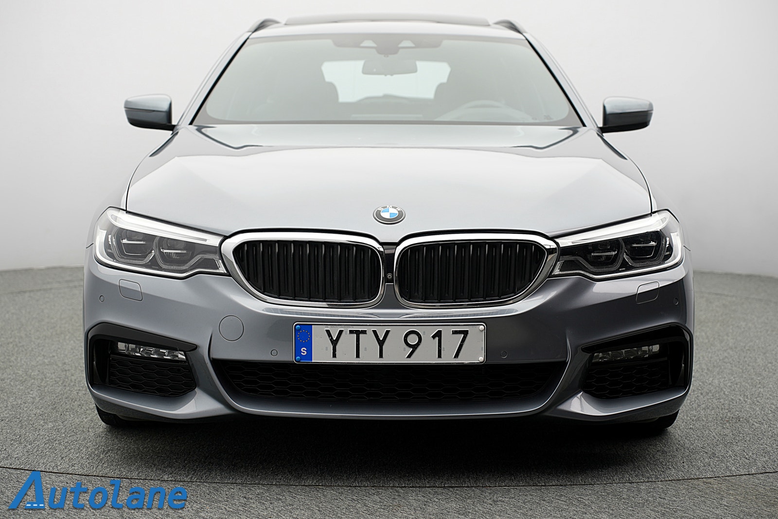 BMW 540d xDrive Touring Steptronic, 320hp, 2018