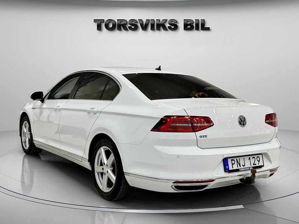 Volkswagen Passat GTE 1.4 TSI ACT GTE S&V hjul, Fullservad, Garanti - miniatyr 4