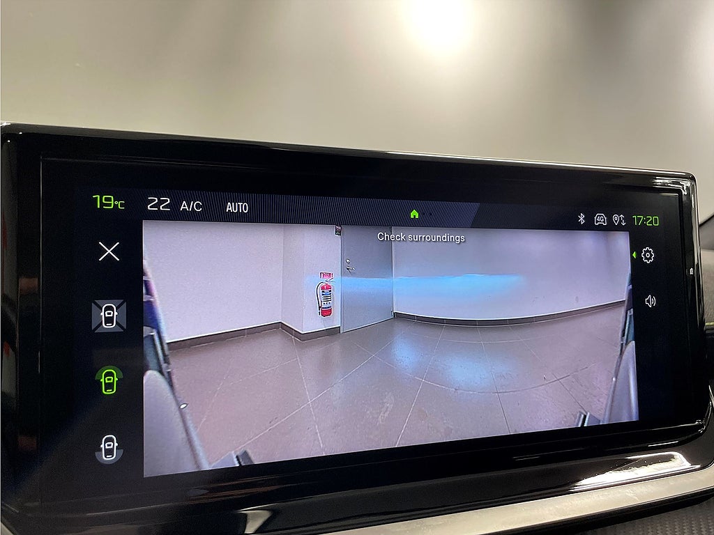 Bild på Peugeot 2008 GT 1.2 PT 130hk Aut - DEMO