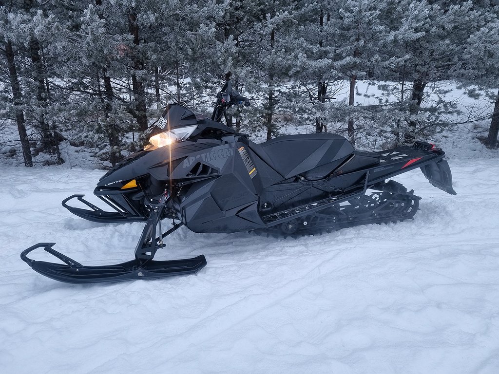 Arctic Cat XF LIMITED 1100 TURBO 240HK  