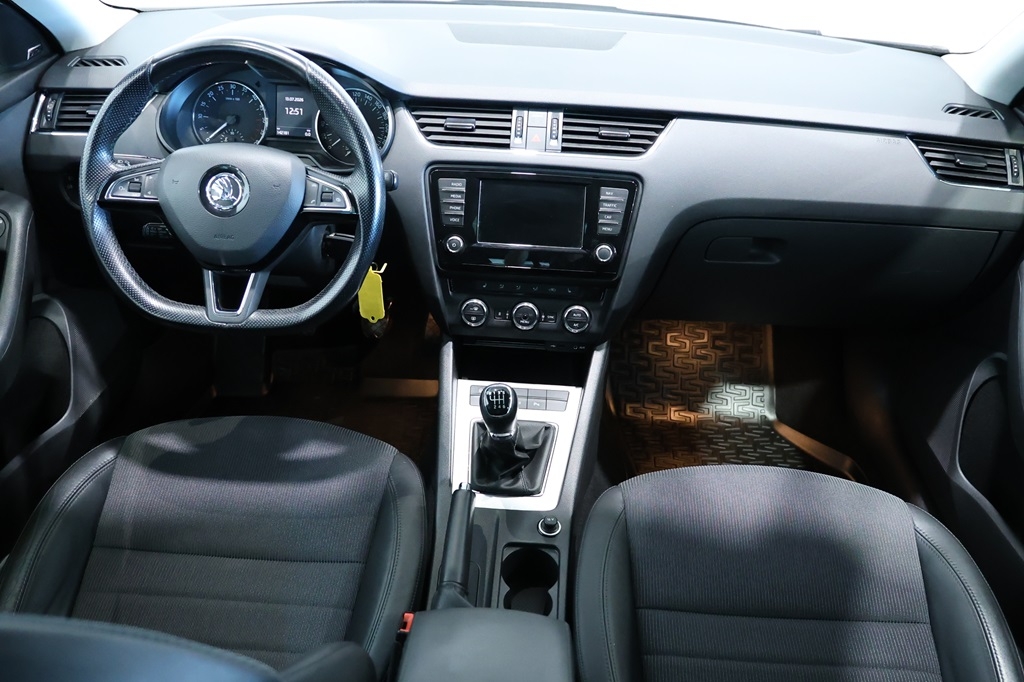 Skoda Octavia 2016, bild 5/42