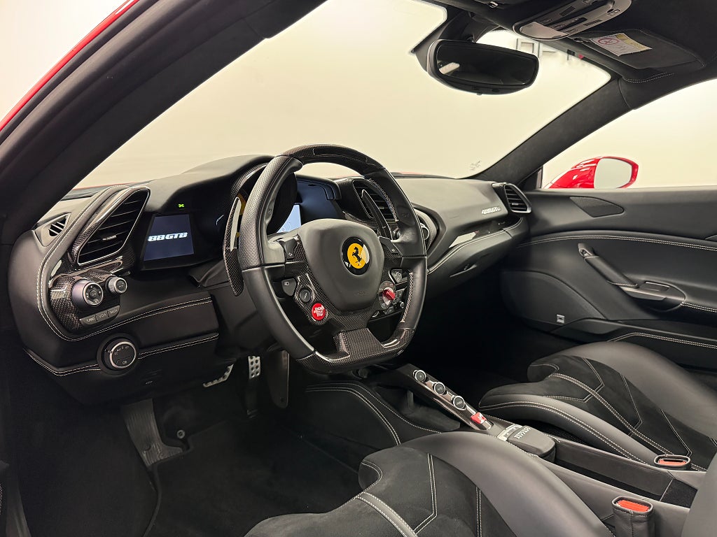 Ferrari 488 2017 - miniatyr 4