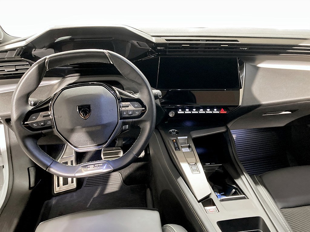 Bild på Peugeot 408 GT 1.2 PT 130hk Aut - CARPLAY, ELSTOL