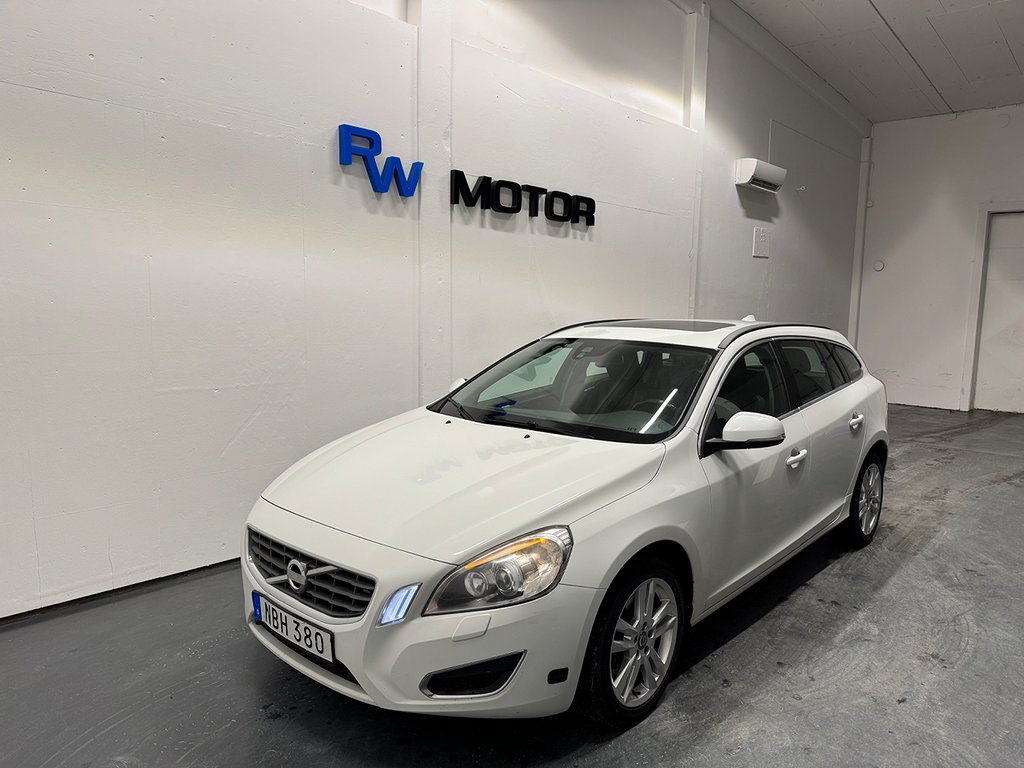 Volvo V60 D4 163hk Skinn Dragkrok Navi D-värm Taklucka 