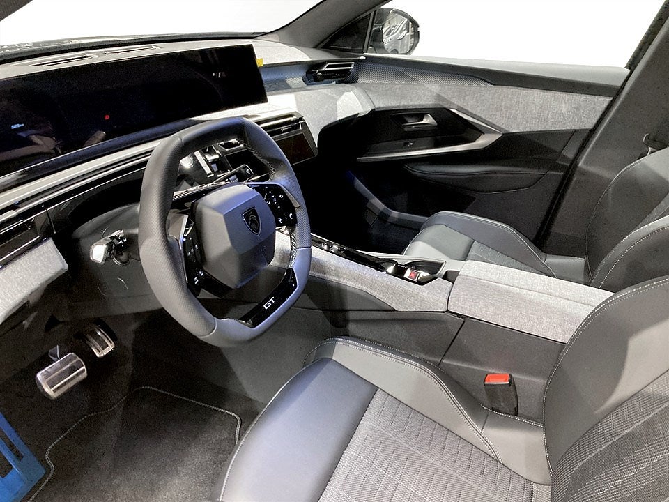 Bild på Peugeot 3008 GT Hybrid 145hk Aut - B-KAMERA, CARPLAY