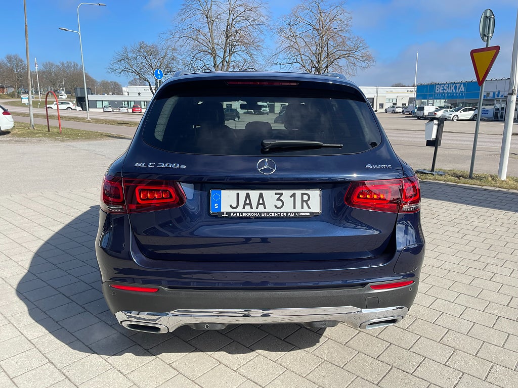 Mercedes-Benz GLC 300 e 4MATIC 9G-Tronic Base 320 hk