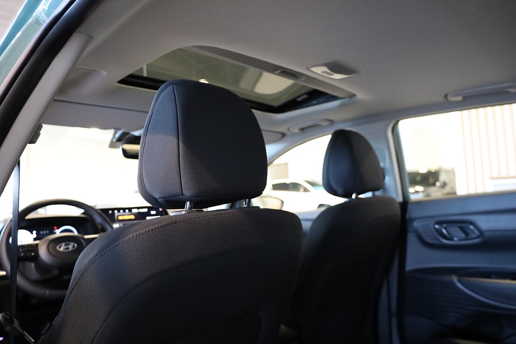 Hyundai i20 DCT Advanced Sollucka *Lagerbil för snabb leverans 2026
