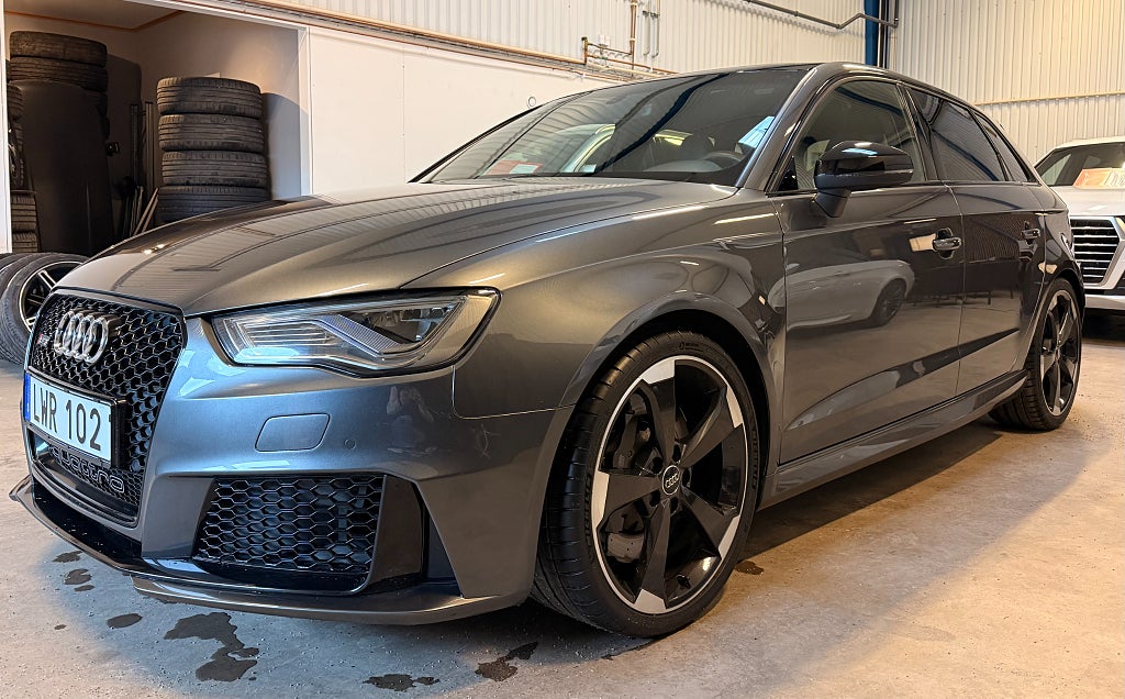 Audi RS3 RS 3 Sportback 2.5 TFSI quattro S Tronic Euro 6 SV-såld