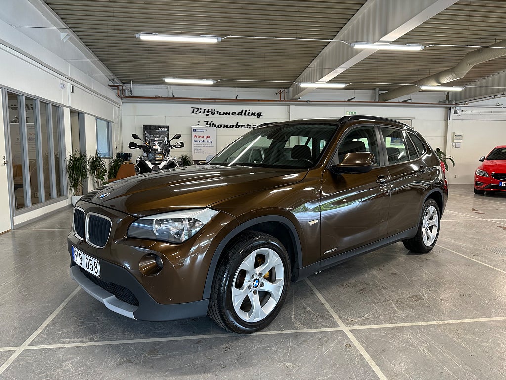 BMW X1 xDrive20d Dragkrok PDC Nyservad Nybesiktigad