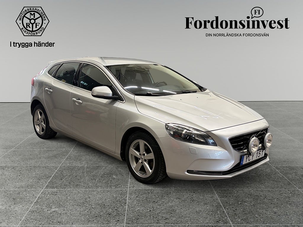 Volvo V40 D3 Momentum Euro 6