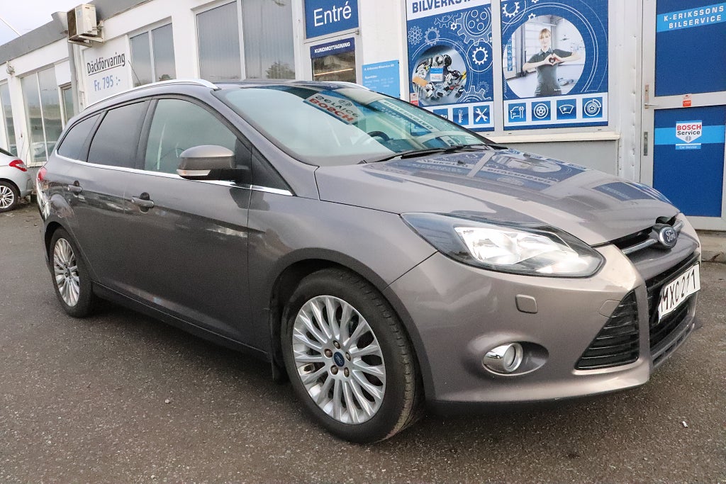 Ford Focus Kombi 1.0 EcoBoost Titanium|Kamrem byt| SoV-Hjul| 
