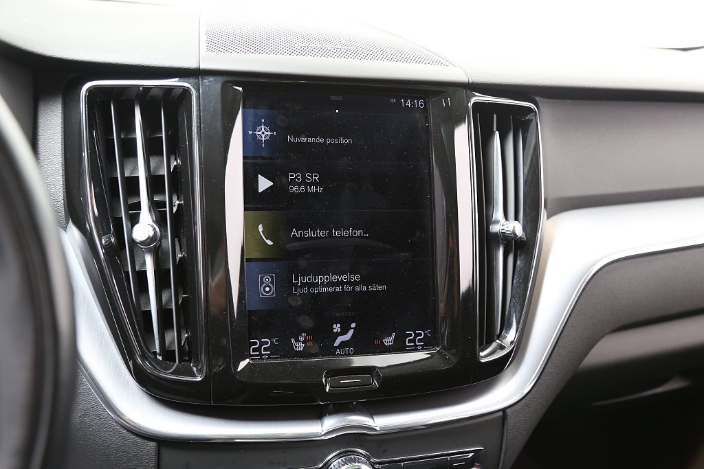 Volvo XC60 Recharge T6 Inscription Exp AWD Pano H/K Drag Leasbar 2021