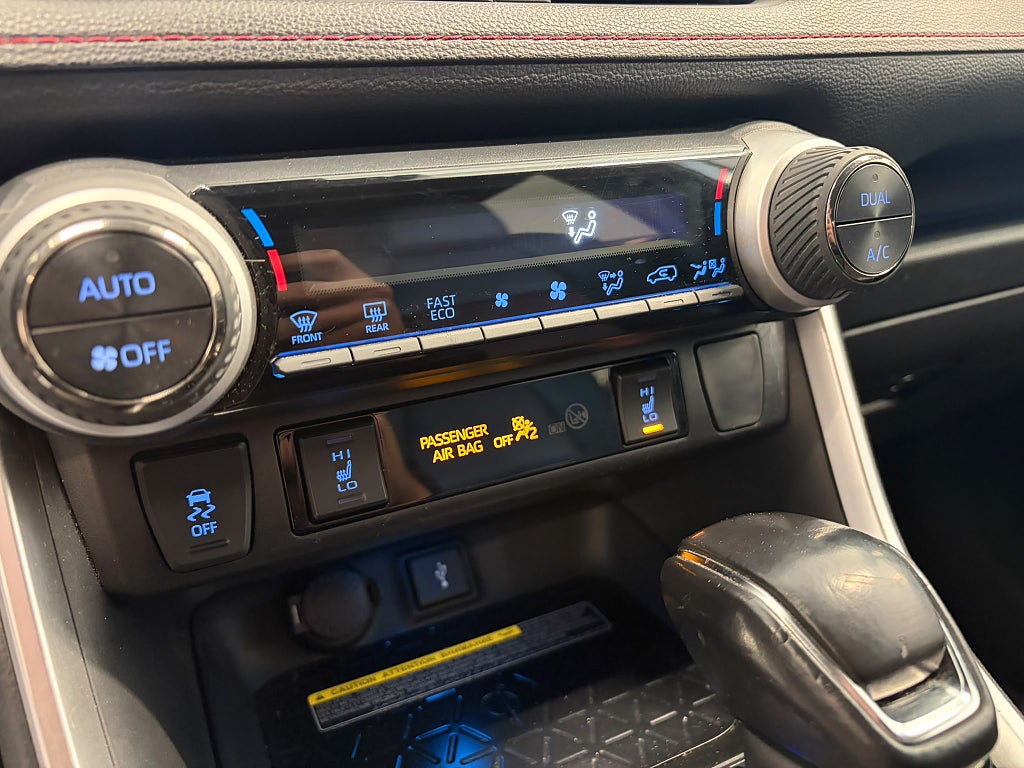 Toyota RAV4 2021 - miniatyr 25