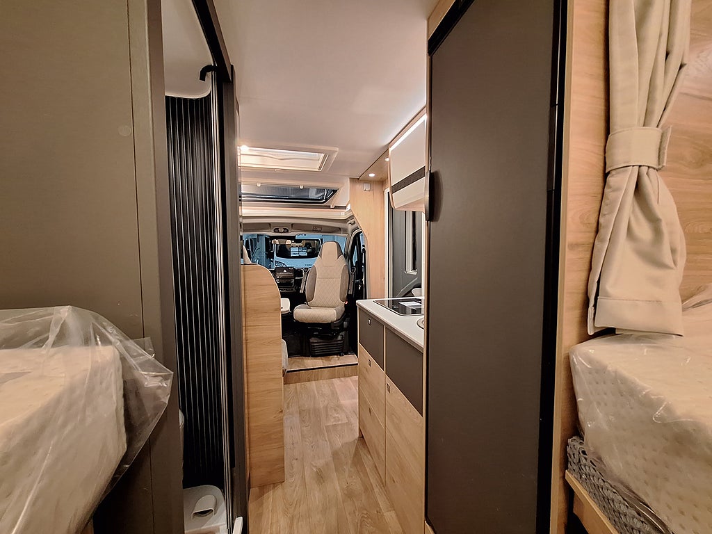 Dethleffs Globebus Camp Active T4 Långbädd, Automat, Solcell, MCA 1,*Lager