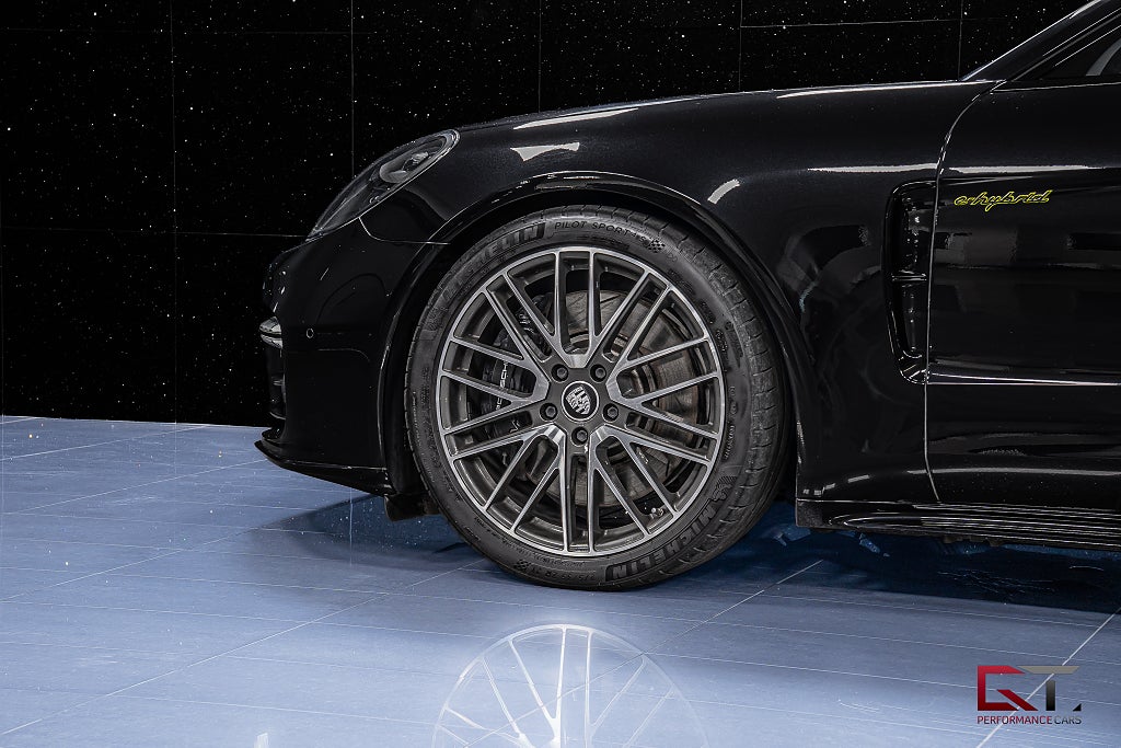 Porsche Panamera 4S E-Hyb ST SportDesign Bur3D 21" Kolfiber Pano 18-vägs