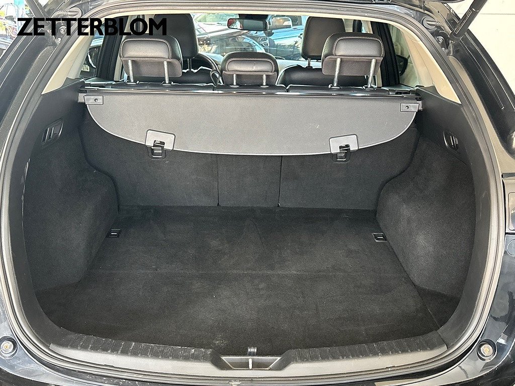 SUV Mazda CX-5 6 av 17