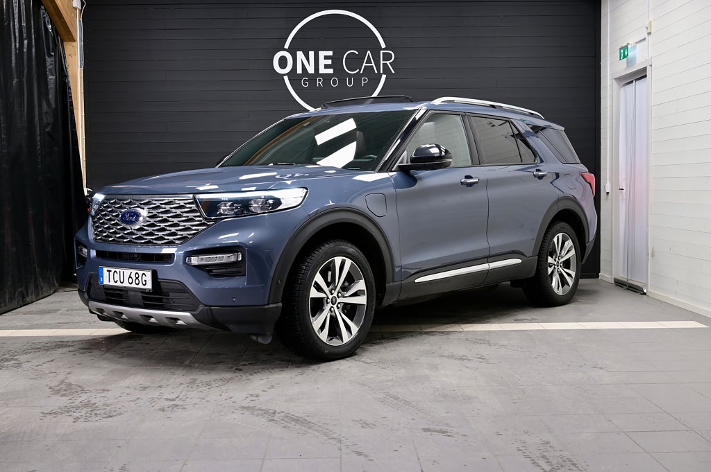 Ford Explorer Plug-In Hybrid Platinum 7-sits MOMS Pano B&O Nyservad 