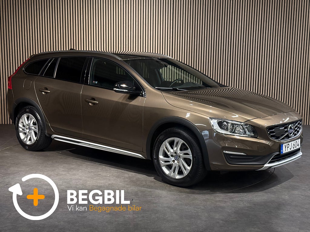 Volvo V60 Cross Country D4 AWD Aut Classic Plus I Läder I Värmare IDrag INyserv