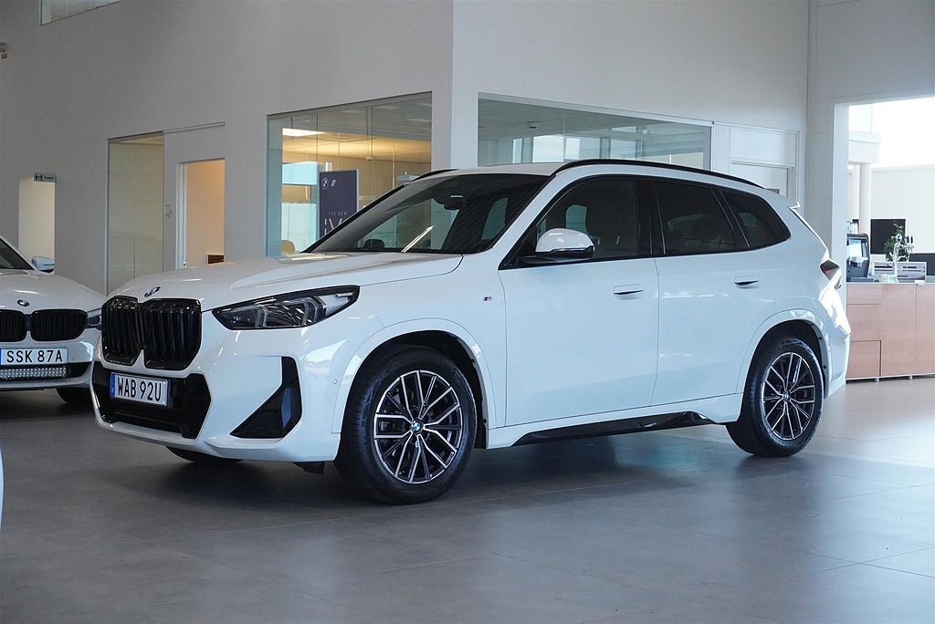 BMW X1 sDrive18i M Sport Drag Elstolar Med Minne Adaptiv Farthålllare