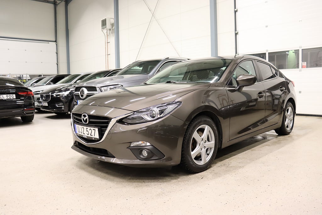 Mazda 3 Sedan 2.0 SKYACTIV-G Navi Drag P-Sensorer 120hk