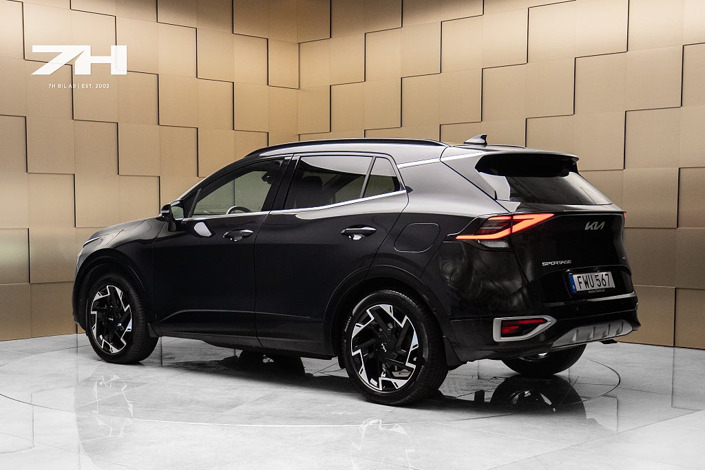 Kia Sportage PHEV GT-Line / H&K / 360° / Vent. Säten / Nyservad