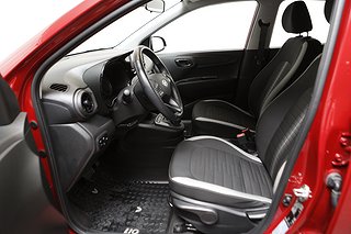Halvkombi Hyundai i10 9 av 21