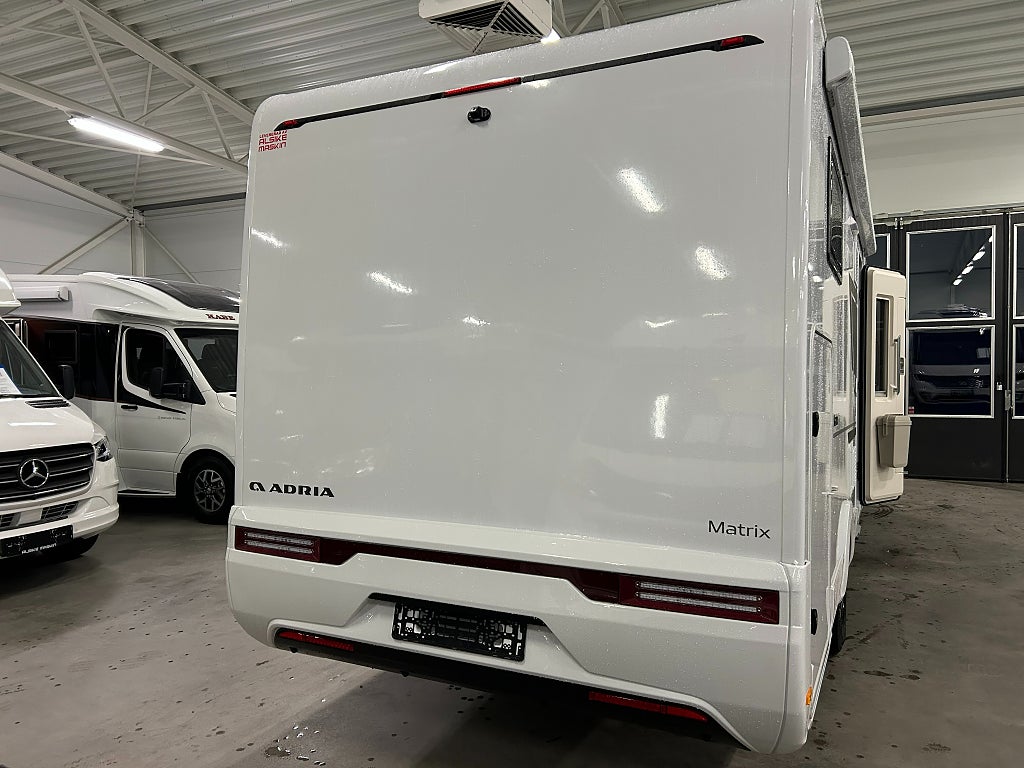 Adria Matrix Axess 670 SL / Taksäng / B-kort / Automat 140hk - Adria