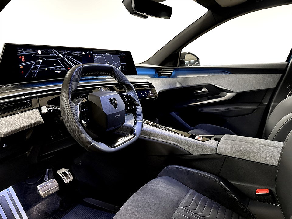 Bild på Peugeot 3008 GT Hybrid 145hk Aut B-KAMERA CARPLAY