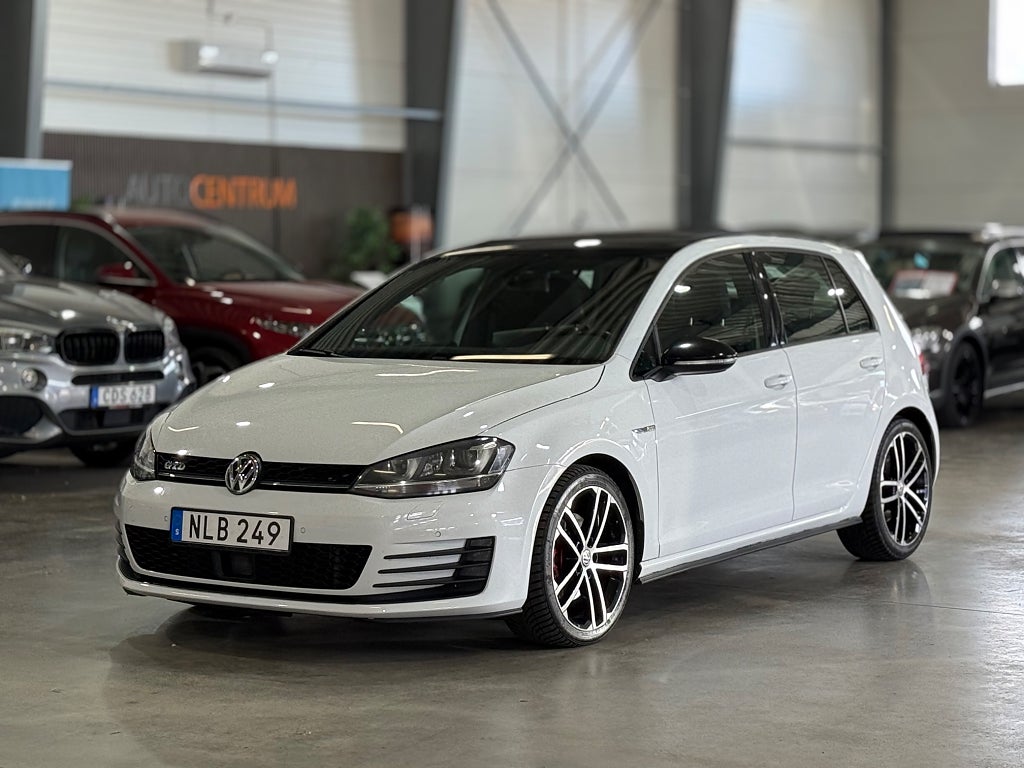 Volkswagen Golf 5-dörrars GTD 2.0 TDI Pano P-Sensorer 184hk