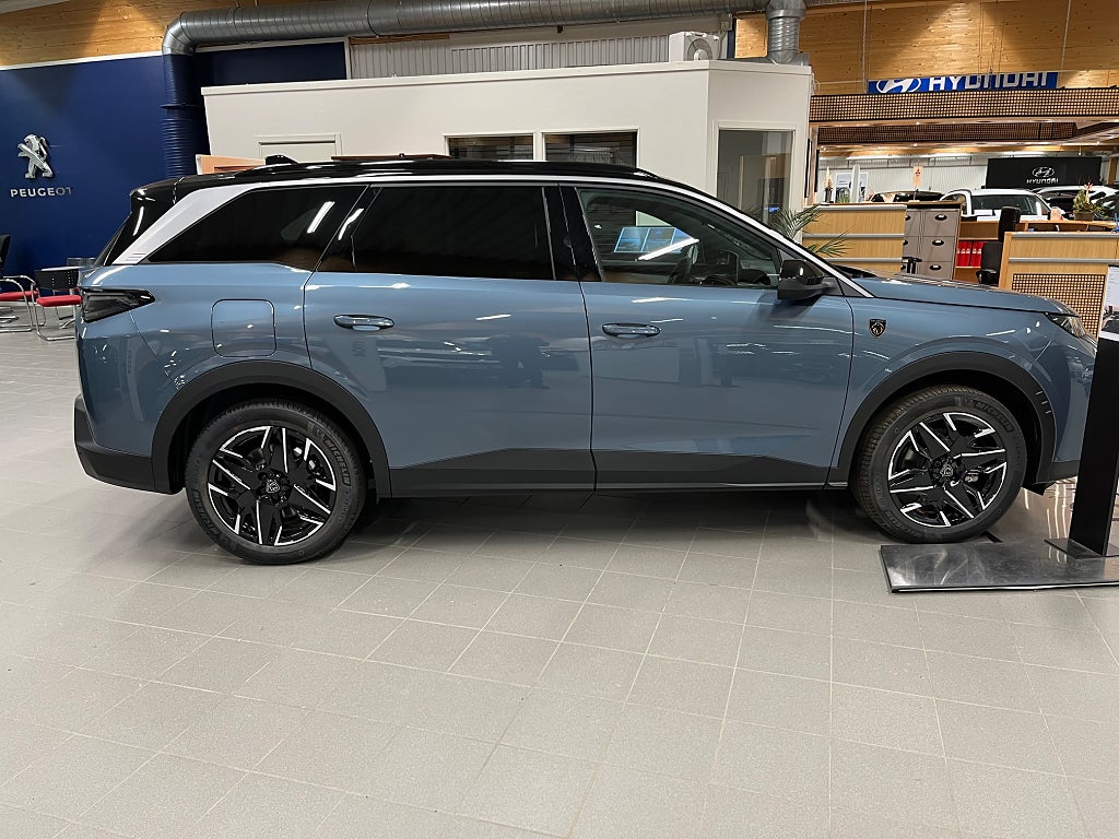 Peugeot 5008 GT HYBRID 145 e-DSC AUT Privatleasing thumbnail