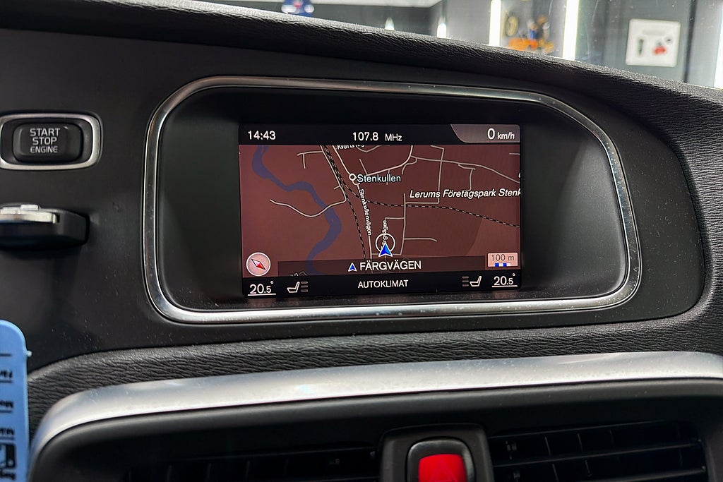Volvo V40 2018