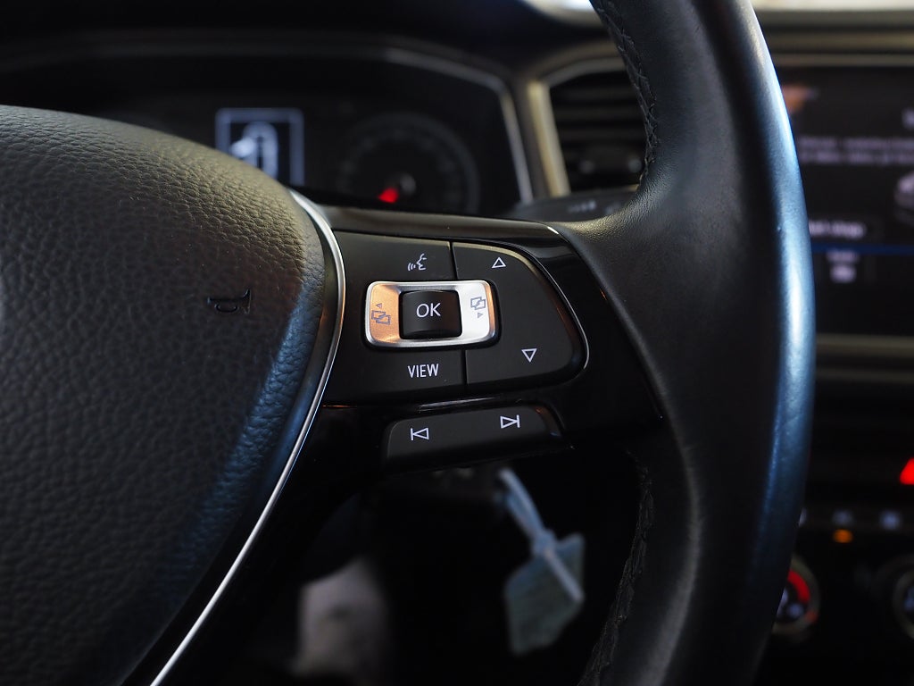 Volkswagen T-Roc 2.0 TDI 4Motion 150hk Kamera Motorvärmare Lane Assist 2019