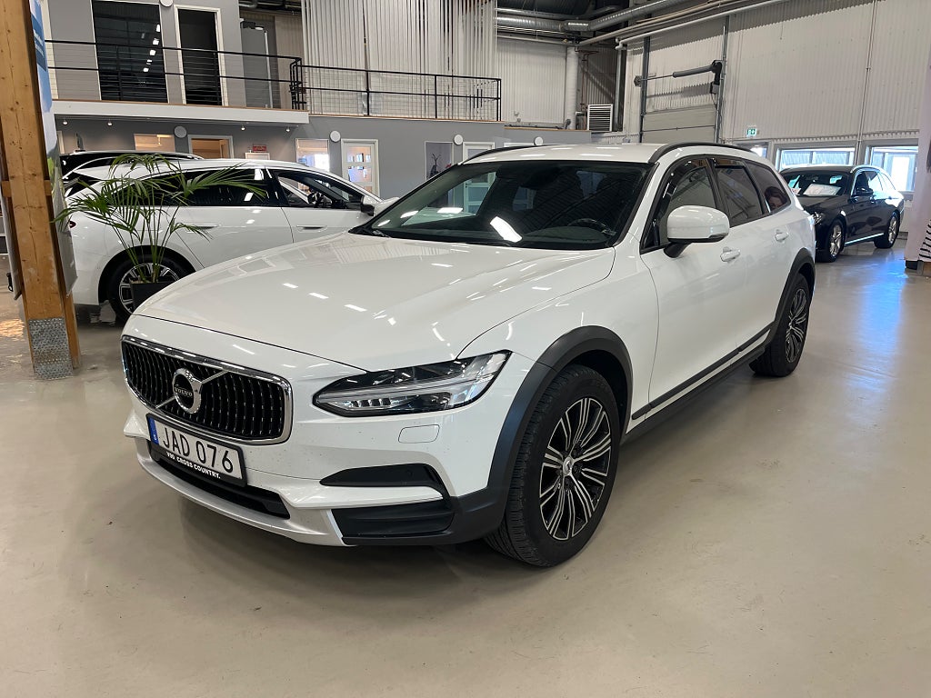 Volvo V90 Cross Country D4 AWD AUT Business (drag+värmare)