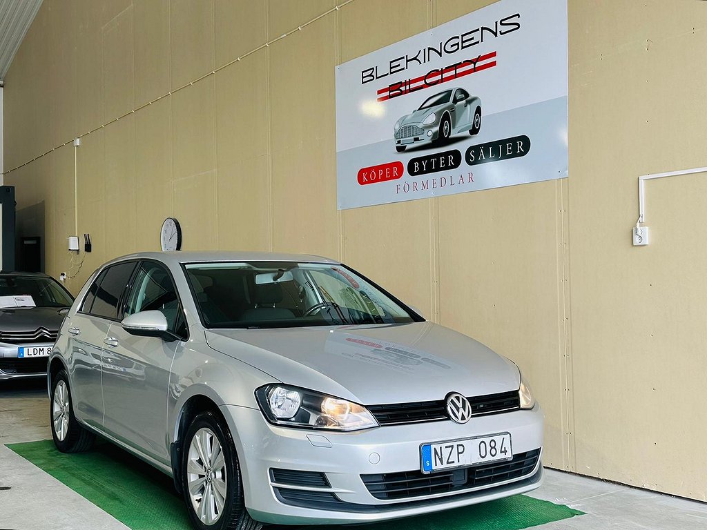 Volkswagen Golf 5-dörrar 1.6 TDI BMT 4Motion Kamrembytt