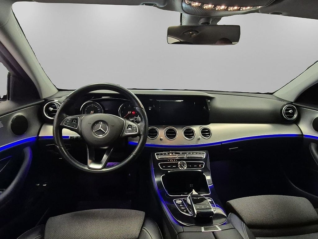 Mercedes-Benz E 2017 - miniatyr 7