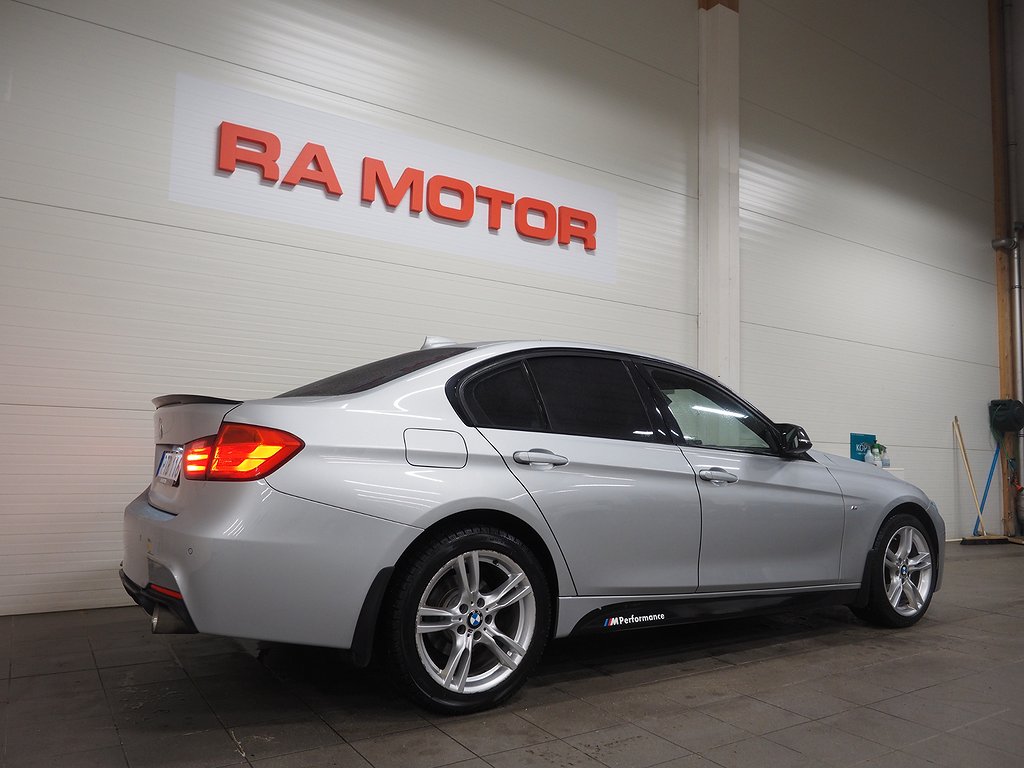 BMW 320 d xDrive Sedan 184hk M Sport | P-Sensorer 2015