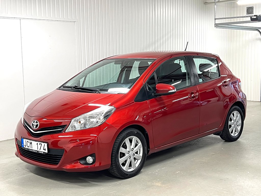 Toyota Yaris 5-dörrar 1.4 D-4D Active Nybes B-kam 11400mil  