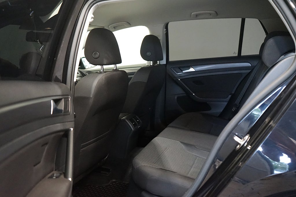 Volkswagen Golf 5-dörrar 1.6 TDI Automat Dragkrok Carplay 116hk