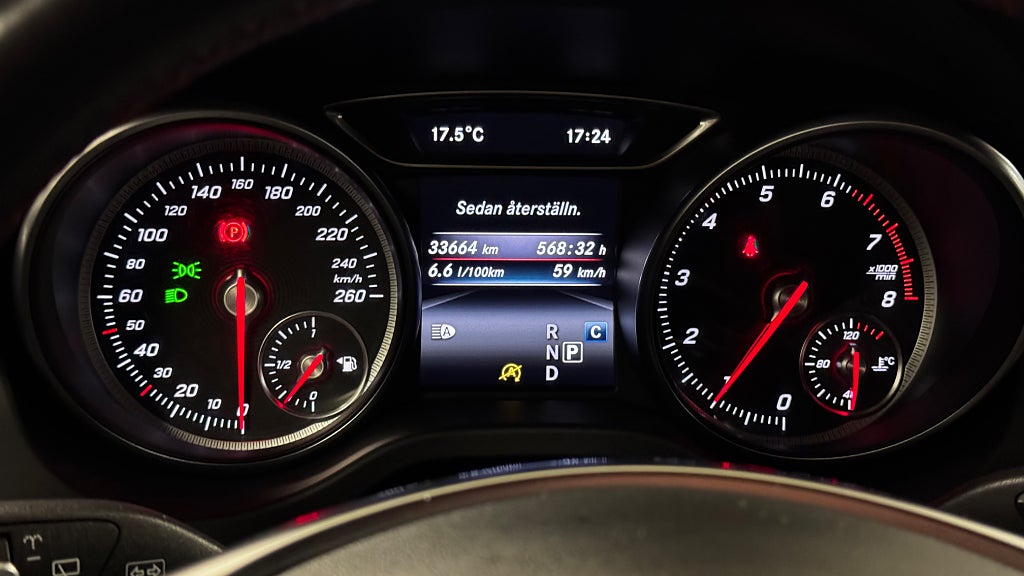Mercedes-Benz CLA200 200 SB Aut AMG Line Dragkrok Värmare Night Package bild 14