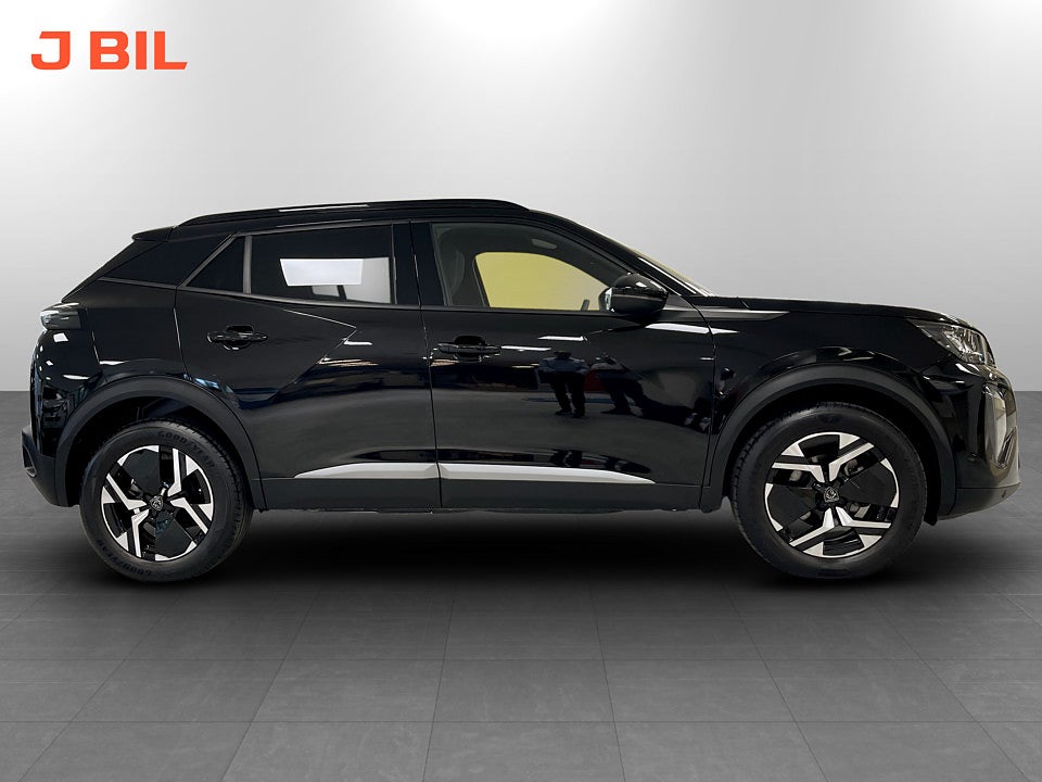 Bild på Peugeot 2008 Allure 1.2 PT 130hk CARPLAY P-SENSORER