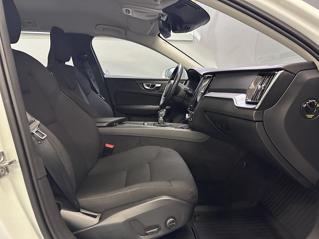 Volvo V60 D3 Geartronic Momentum | NYKAMREM | ADAPTIV | SENSOR |