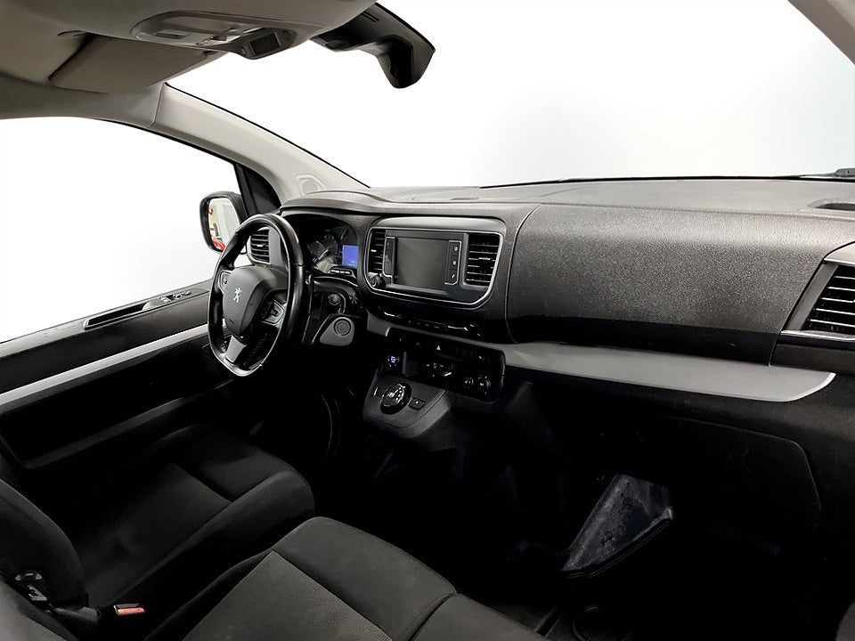 Bild på Peugeot Expert PRO+ 2.0 BHDi 180hk Aut L3 KAMPANJRÄNTA 3,99%